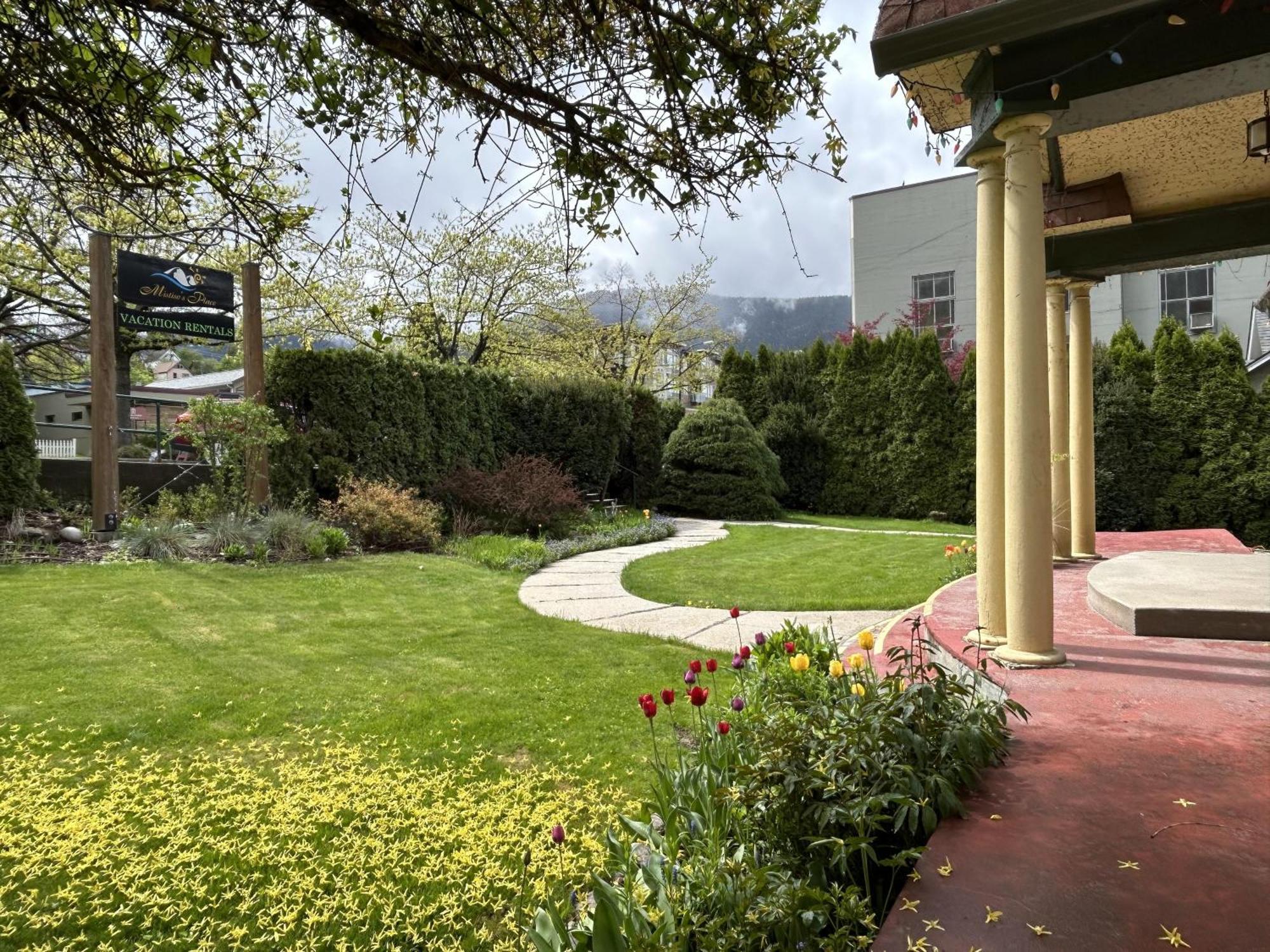 Mistisos Place Vacation Rentals Nelson Exterior photo