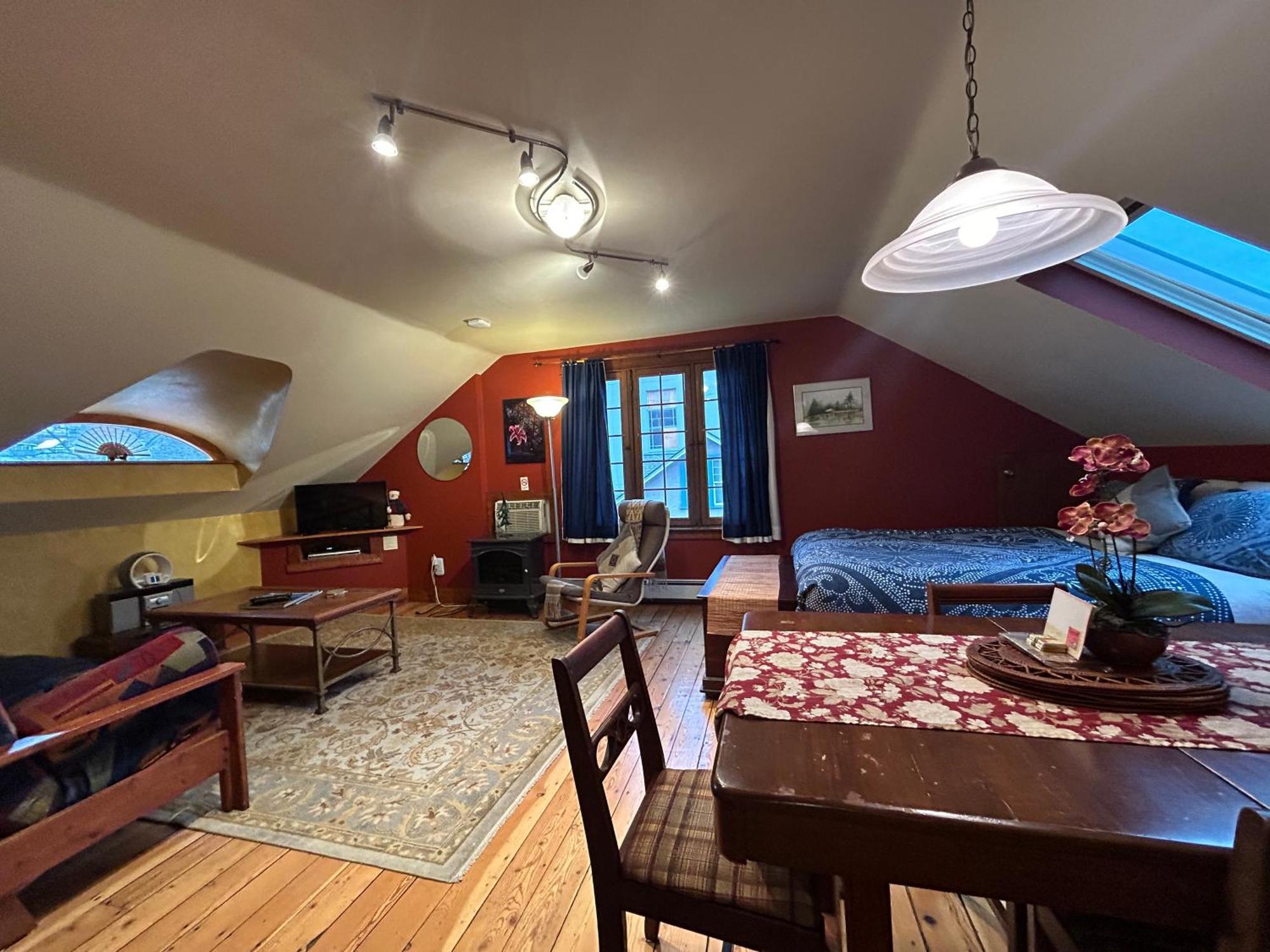 Mistisos Place Vacation Rentals Nelson Exterior photo